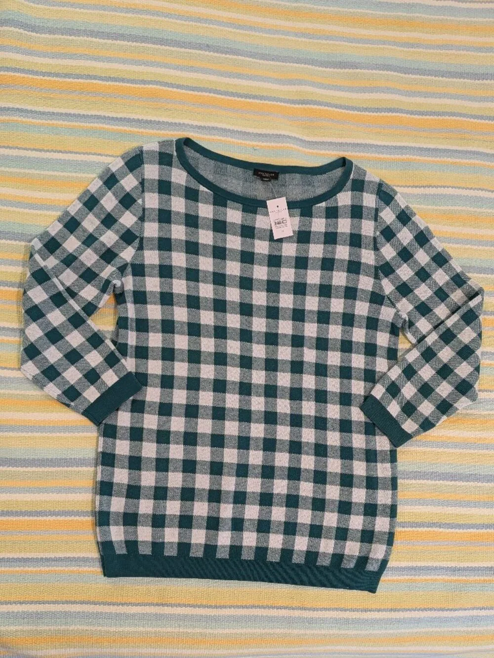 ⭐ NEW NWT Ann Taylor Factory white & green plaid sweater size Medium